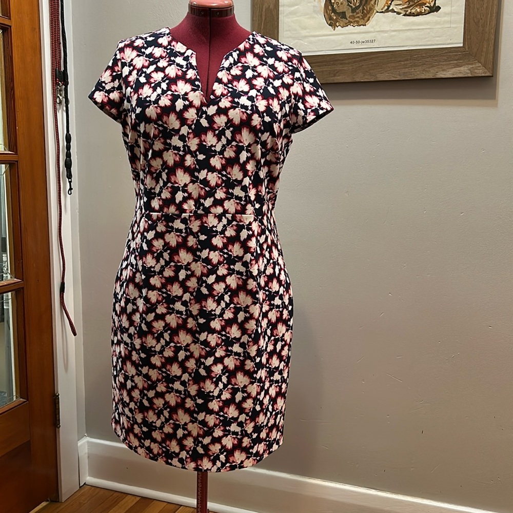 Banana Republic
Size 14